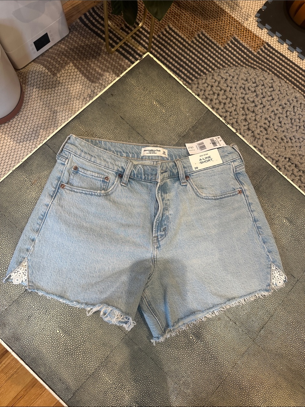 NWT Abercrombie and Fitch Midrise A line shorts with Lace Trim